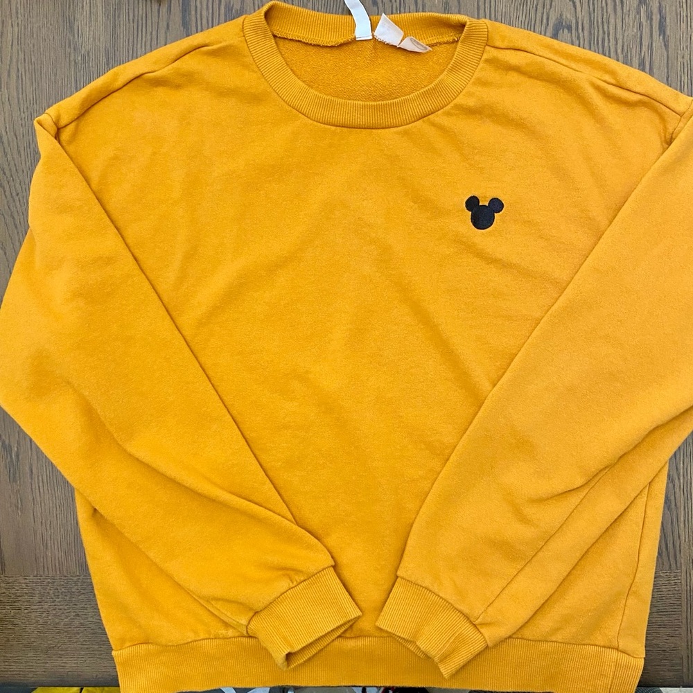 H&M Men's Mustard Crewneck Sweater
